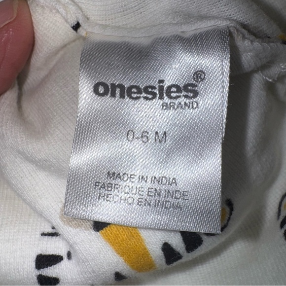 Baby Hat Bundle 0–6M Onesies & Baby Essentials Beanies Neutral Blue Tiger Lot - Picture 6 of 6